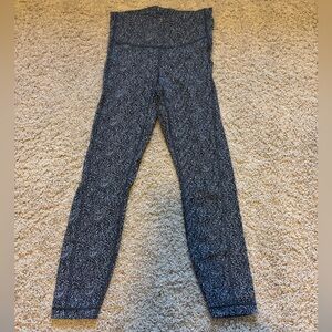 Athleta Ultimate Stash Textured 7/8 Leggings